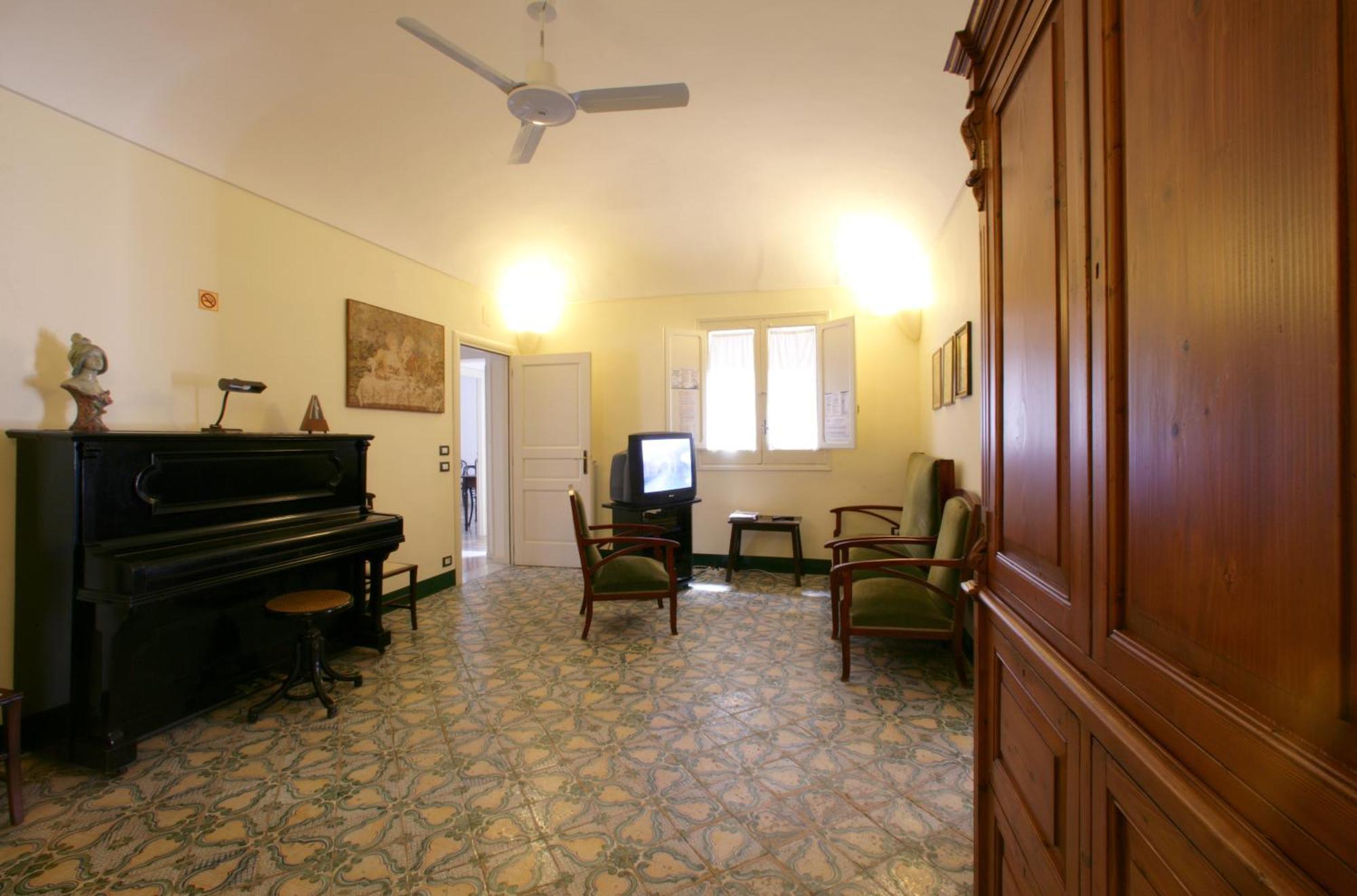 Hotel Novecento Trapani Exteriér fotografie